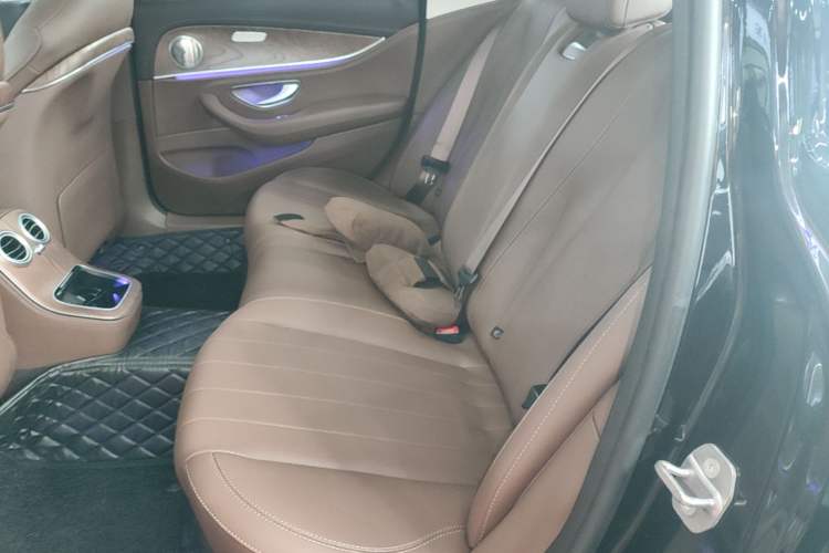 Used Mercedes-Benz E-Class 2023 Updated E 300 L Fashion Edition
