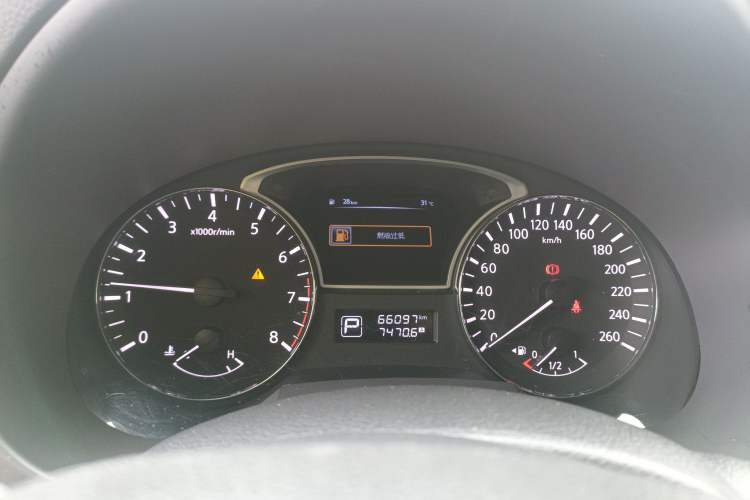 Used Nissan Teana 2018 2.0L XL Smart Upgrade Edition Instrument Cluster