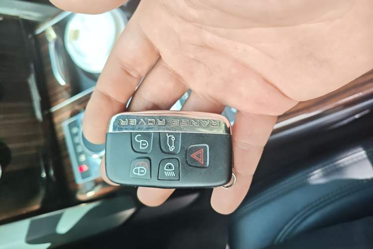 Used Land Rover Range 2016 3.0 SC V6 Vogue Extended Version