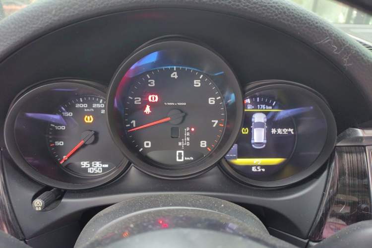 Used Porsche Macan 2016 Macan 2.0T
