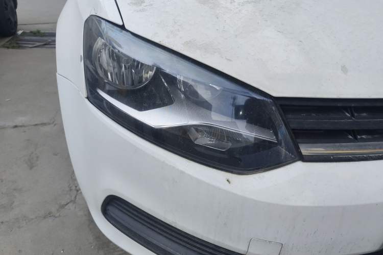 Used Volkswagen Polo 2016 1.4L Manual Fashion Model
