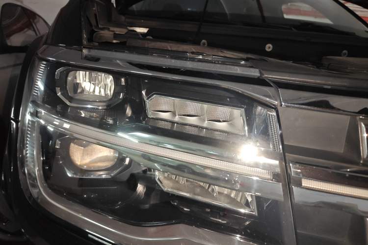 Used Volkswagen Teramont 2021 380TSI Four-Wheel Drive Luxury Edition Right Front Headlight