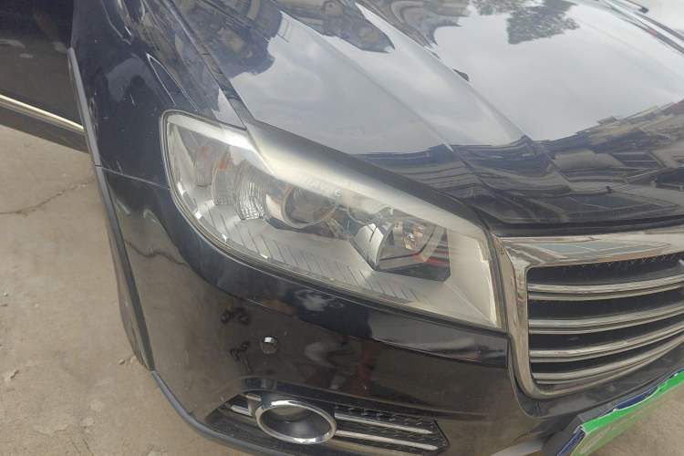 Used Haval H6 2014 Sport Edition 2.0T Diesel Manual Two-Wheel-Drive Elite Model