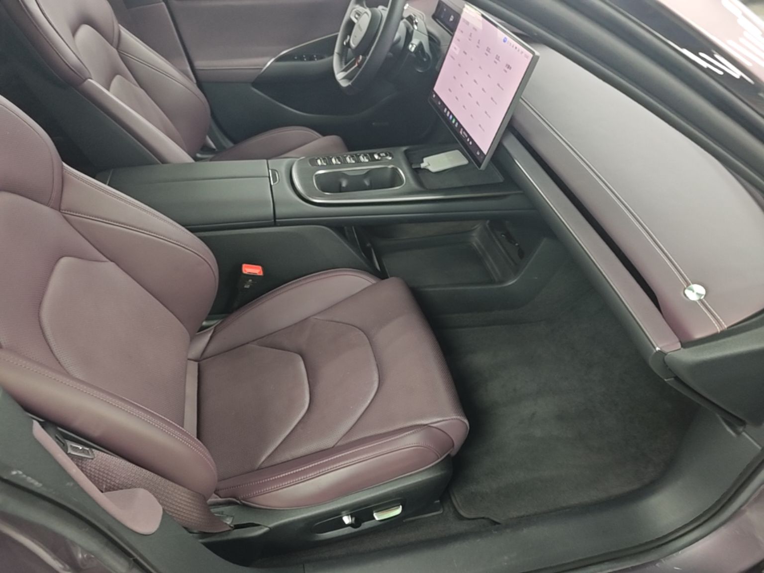 Xiaomi Auto SU7 2024 Four-Wheel Drive Ultra-Long Range Advanced Intelligent Driving Max Edition — снимка 19