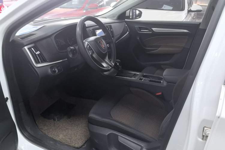 Used Roewe i6 2020 PLUS 1.6L CVT 4G Connected Glory Luxury Edition