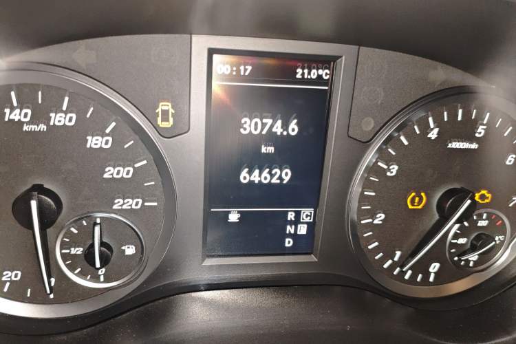 Used Mercedes-Benz Vito 2021 2.0T Business Version 7 Seats
