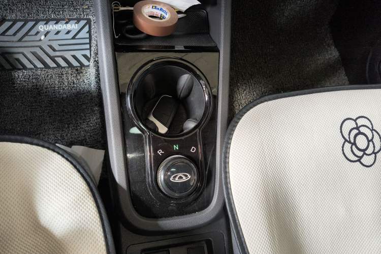 Used Chery Little Ant 2022 Restyled Version Sweet Pink Edition Low-Sugar Version Lithium Iron Phosphate Battery 30.7 kWh 30 kW 301 km