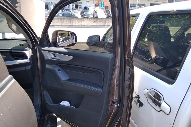 Used Great Wall Poer 2021 2.0T Commercial Version Automatic Diesel Two-Wheel Drive Elite Trim with Long Bed – GW4D20M
