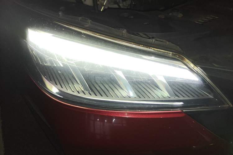 Used Venucia T90 2020 2.0L CVT Smart Connect & Smooth Drive Edition
