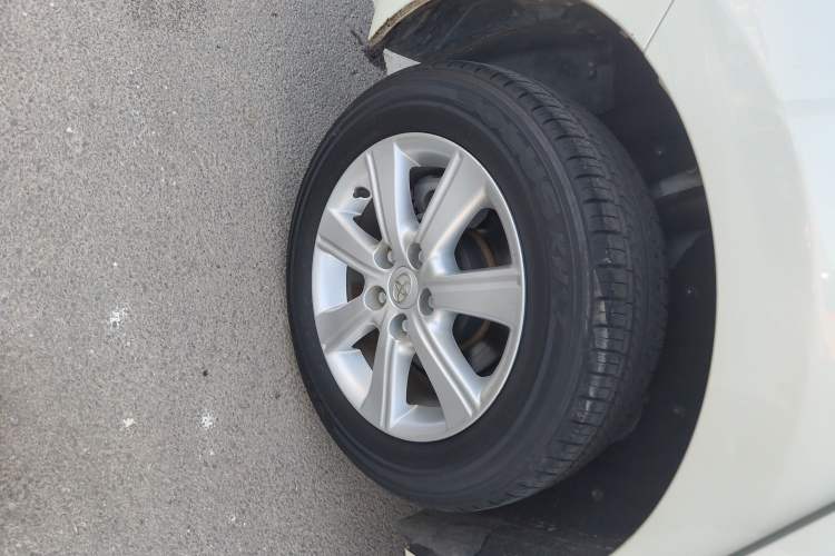 Used Toyota Verso 2014 Starlight 180E CVT Elite Edition