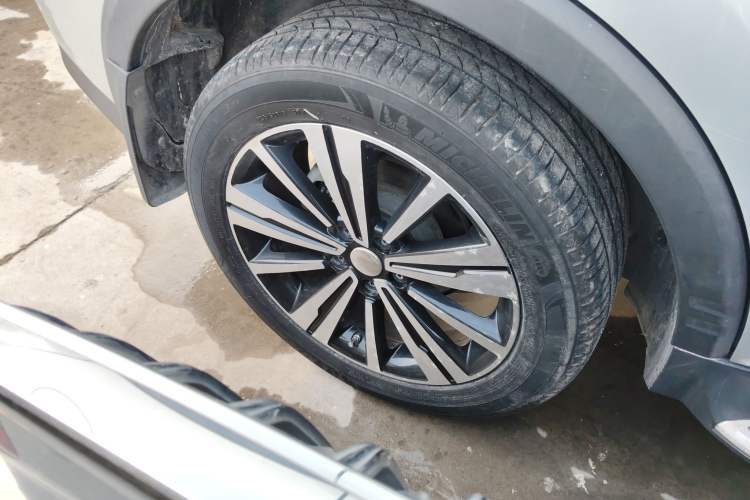 Used Roewe RX5 New Energy 2017 eRX5 50T Hybrid Connected Prestige Flagship Edition