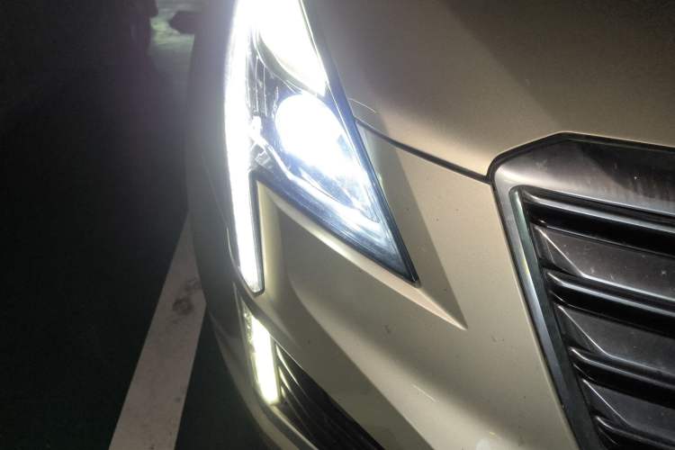 Used Cadillac XT5 2016 28T Four-Wheel Drive Luxury Model
