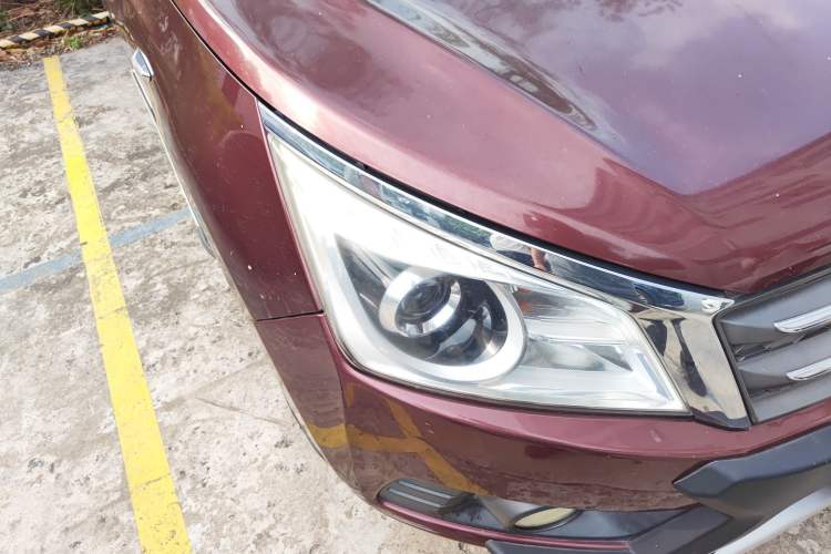 Used Venucia T70 2015 2.0L CVT Smart Edition
