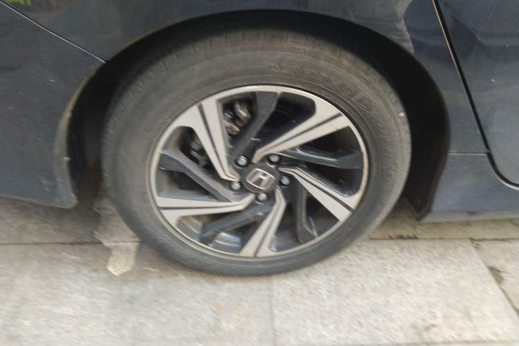 Used Honda Civic 2016 220TURBO CVT Luxury Edition
