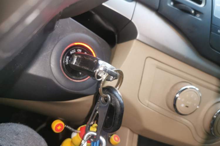 Used Roewe 350 2014 1.5L Manual Xunchi Edition
