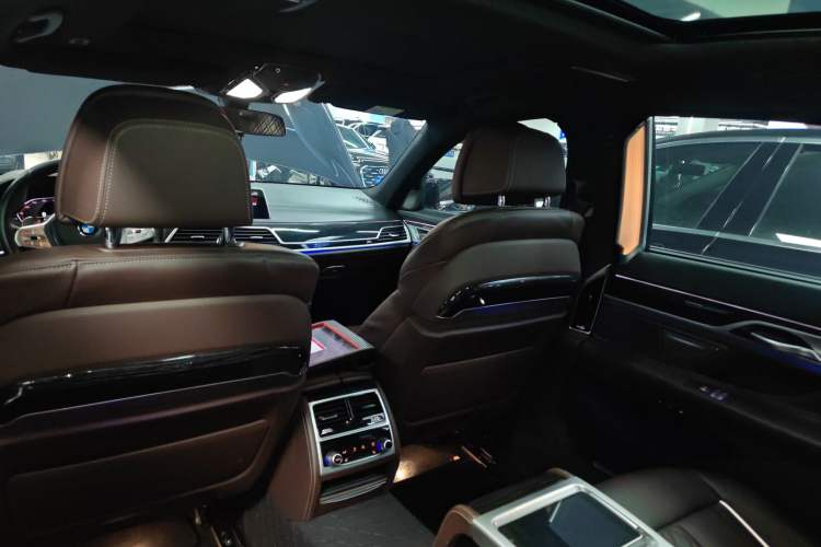 Used BMW 7 Series 2021 730Li M Sport Package