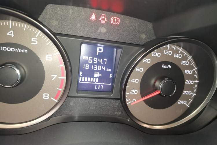 Used Subaru Forester 2013 2.5i Automatic Luxury Edition Odometer Close Up