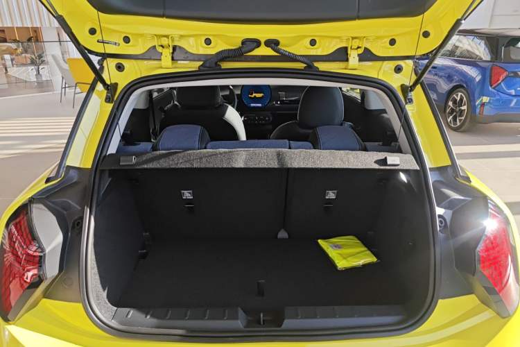 Used MINI Electric MINI COOPER 2024 452km COOPER SE Artist