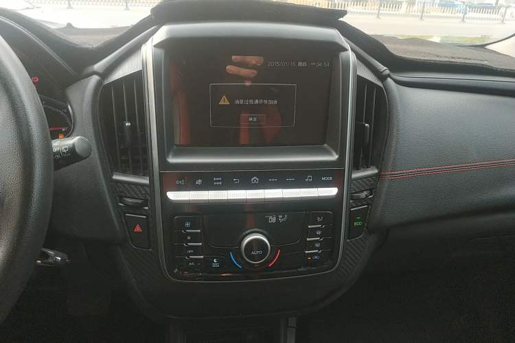 Used Luxgen U5 SUV 2017 1.6L CVT Knight Edition
