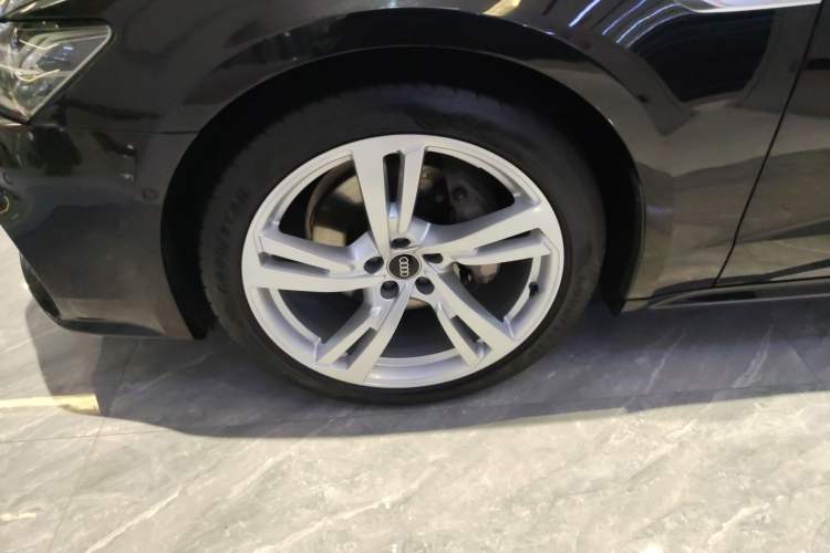 Used Audi A7L 2024 45TFSI quattro S-line Visionary Edition Flow Crystal Package