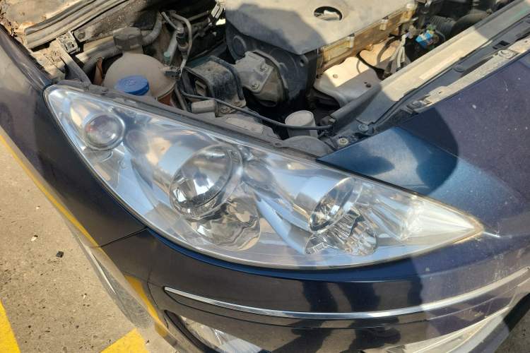 Used Peugeot 408 2013 1.6L Manual Comfort Edition
