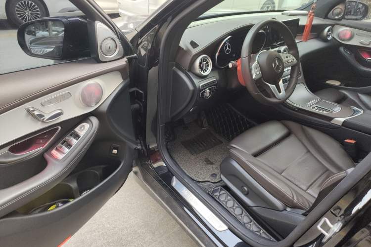 Used Mercedes-Benz GLC 2022 Refreshed GLC 260 L 4MATIC Dynamic Edition