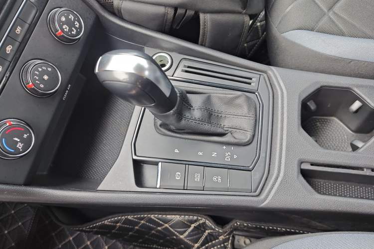 Used Volkswagen Lavida 2023 Revised 1.5L Automatic DeYi Edition