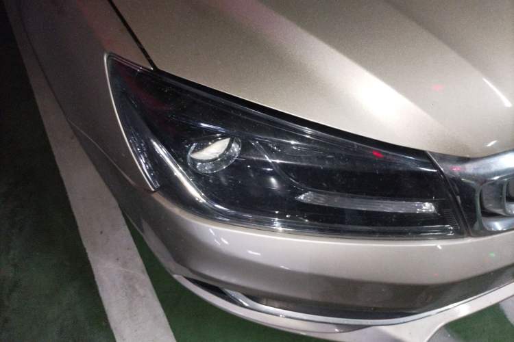 Used Geely Auto Emgrand 2019 Leading Edition 1.5L CVT Luxury Model China V Standard
