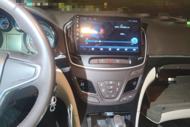 Used Buick Regal 2015 2.0L Leading Fashion Edition Audio And AC Panel