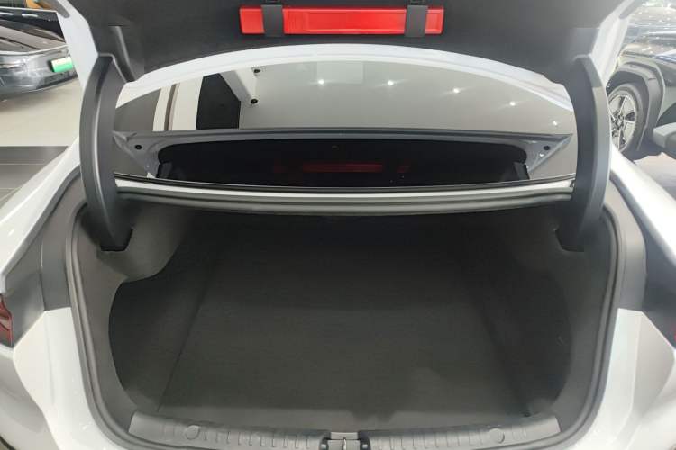 Used BYD Han 2023 EV Champion Edition 605KM Front-Drive Premium Model Trunk