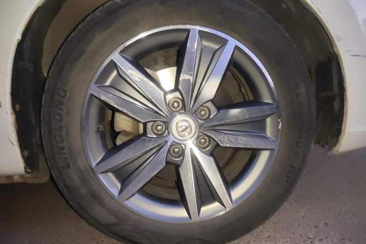 Used CHANGAN Eado 2015 1.6L Manual Luxury Model China IV Standard