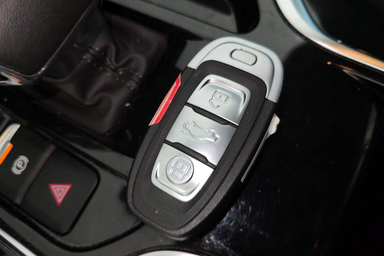 Used Hongqi E-QM5 2024 560km PLUS Vehicle Key