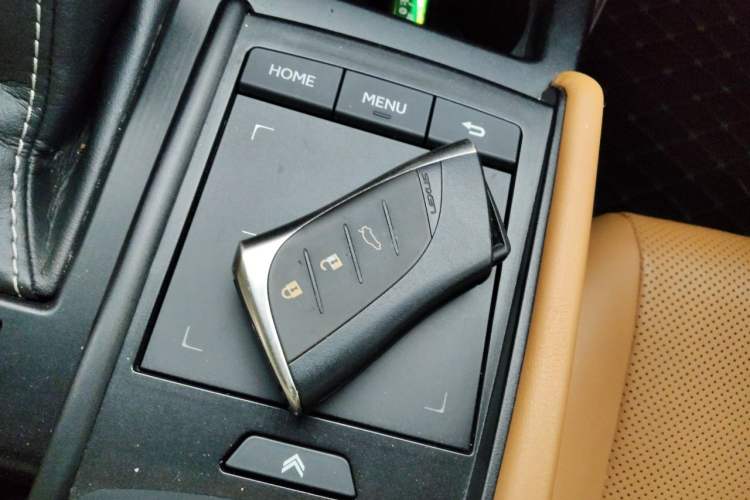 Used Lexus ES 2020 200 Excellence Edition
