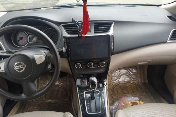 Used Nissan Sylphy 2016 1.6 XL CVT Luxury Edition Audio And AC Panel