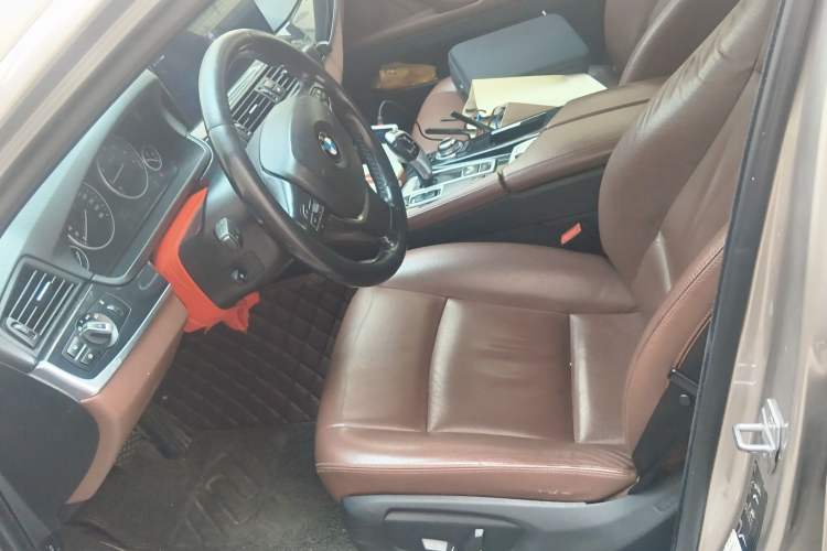 Used BMW 5 Series 2017 520Li Elegant Edition
