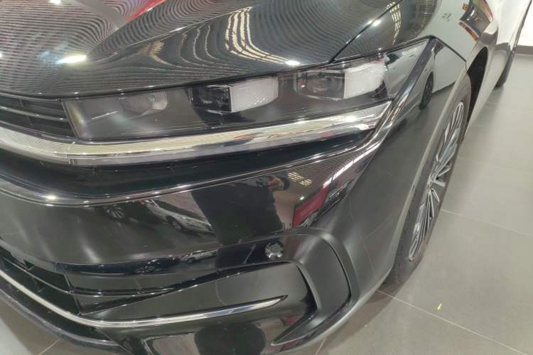 Used Volkswagen Magotan 2024 380TSI DSG Prestige Edition DaMai Package
