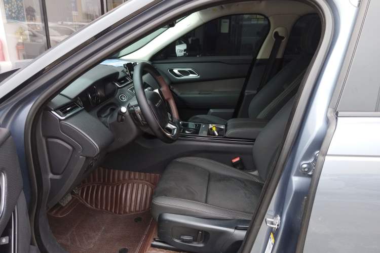 Used Land Rover Range Rover Velar 2019 250 PS