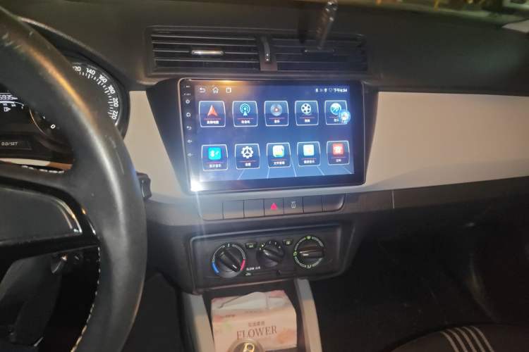 Used Skoda Fabia 2015 1.6L Automatic Sport Edition
