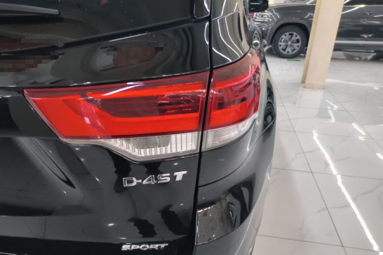 Used Toyota Highlander 2018 2.0T Two-Wheel Drive Luxury Edition 7 Seats China VI Standard
