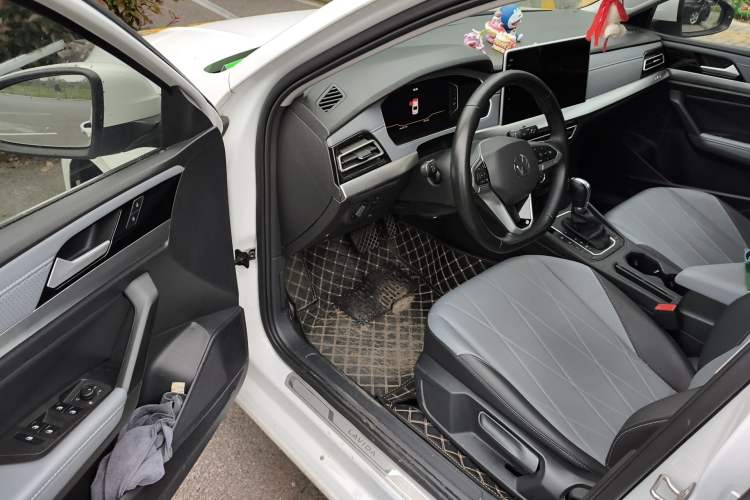 Used Volkswagen Lavida 2023 1.5L Automatic 5 Million Edition
