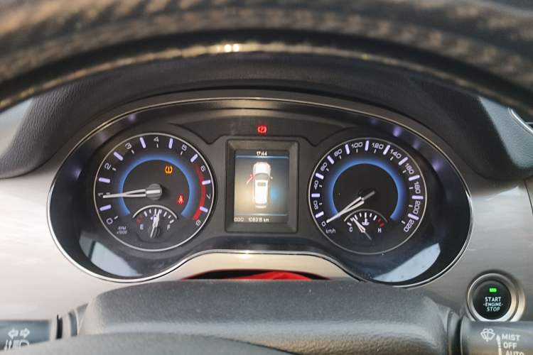 Used Haval H2 2017 Red-Label 1.5T Manual Two-Wheel Drive Luxury Model