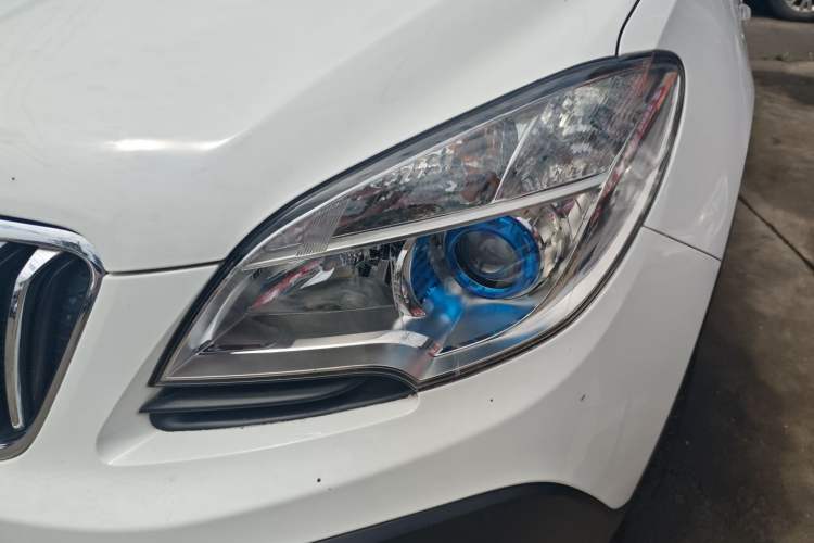 Used Buick Encore 2015 1.4T Automatic Two-Wheel Drive Urban Leading Model Left Front Headlight