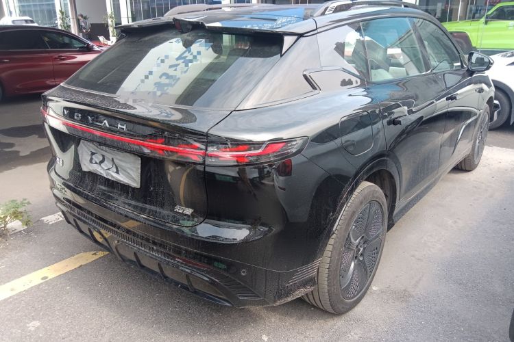 Used VOYAH COURAGE 2024 Long-Range Supercharge Edition Exterior 3