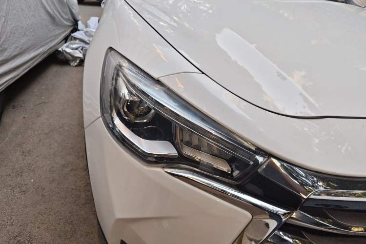 Used JAC Group Refine S7 2018 Super Edition 251T Automatic Smart Model
