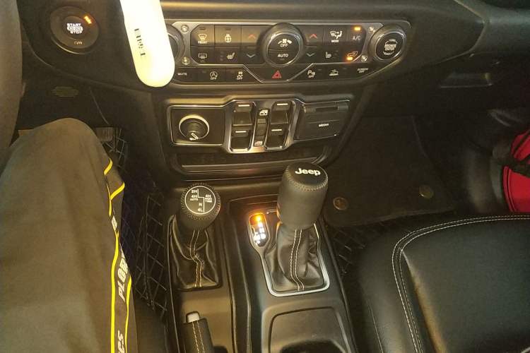 Used Jeep Gladiator 2022 3.6L Pioneer Edition