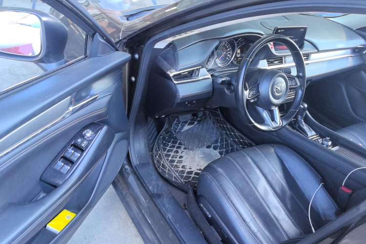 Used Mazda Atenza 2020 2.0L Blue Sky Luxury Edition