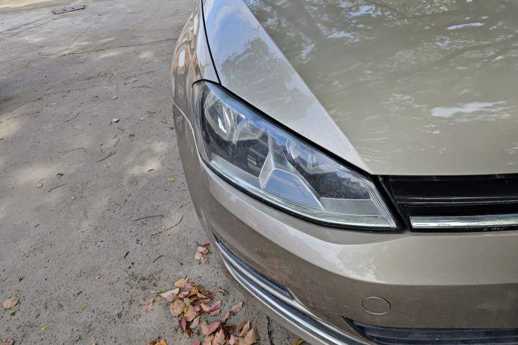 Used Volkswagen Golf 2015 1.6L Automatic Fashion Model