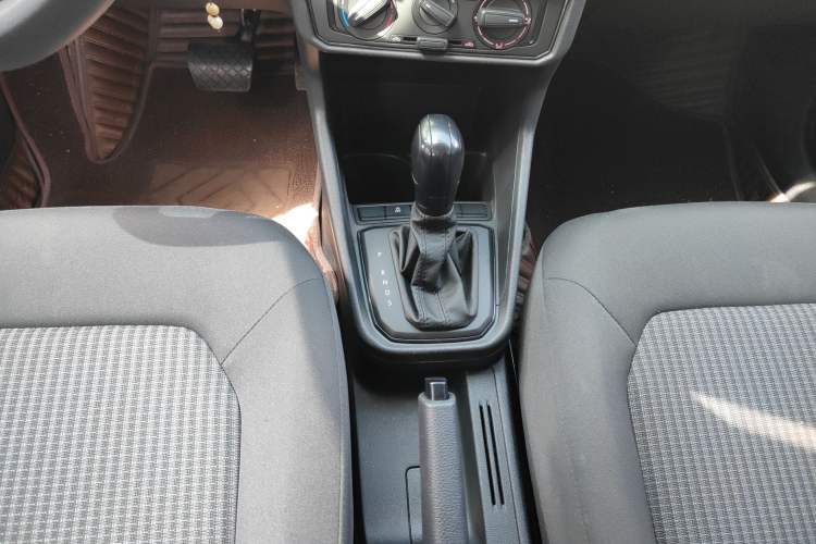 Used Volkswagen Santana 2019 1.5L Automatic Fashion Edition China VI