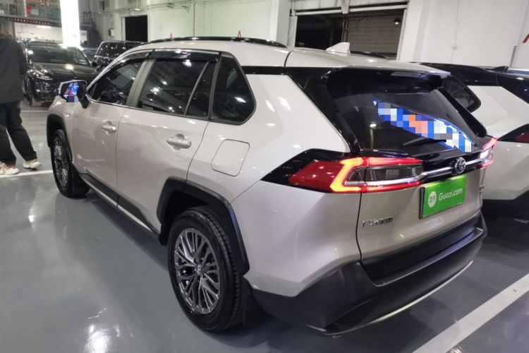 Used Toyota Wildlander 2023 Dual-Motor 2.5L E-CVT Two-Wheel Drive Luxury PLUS Edition