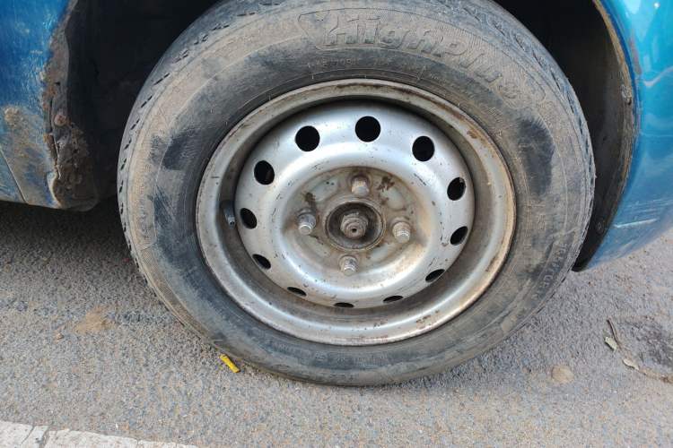 Used Chery QQ3 2012 Fashion Edition 1.0L Manual Champion Version